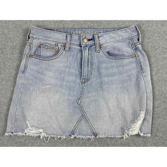Women's American Eagle Denim Cutoff Skirt Size‎ 2 Light Wash - Picture 1 of 6